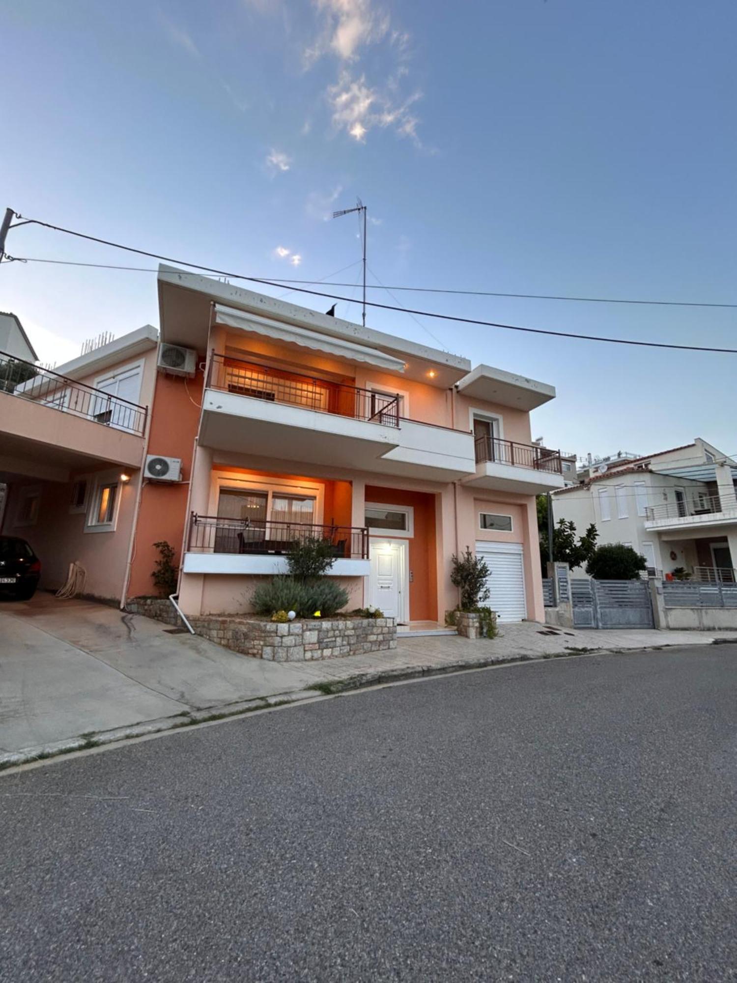 Feel At Home - Kalamata - Near The Center Exterior photo