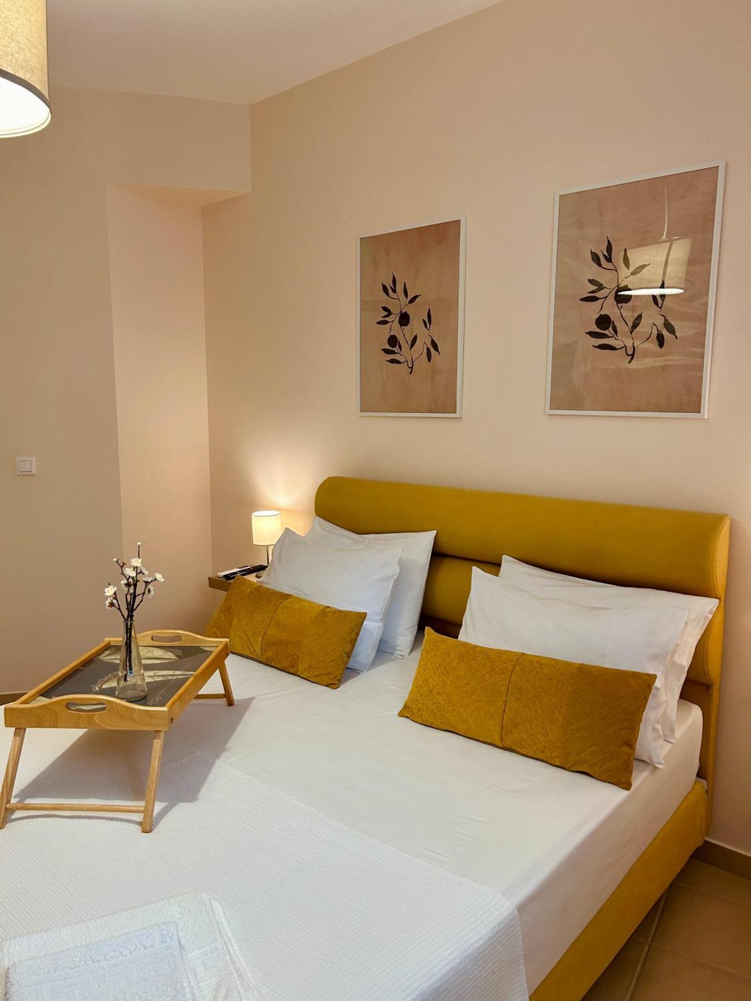 Feel At Home - Kalamata - Near The Center Exterior photo