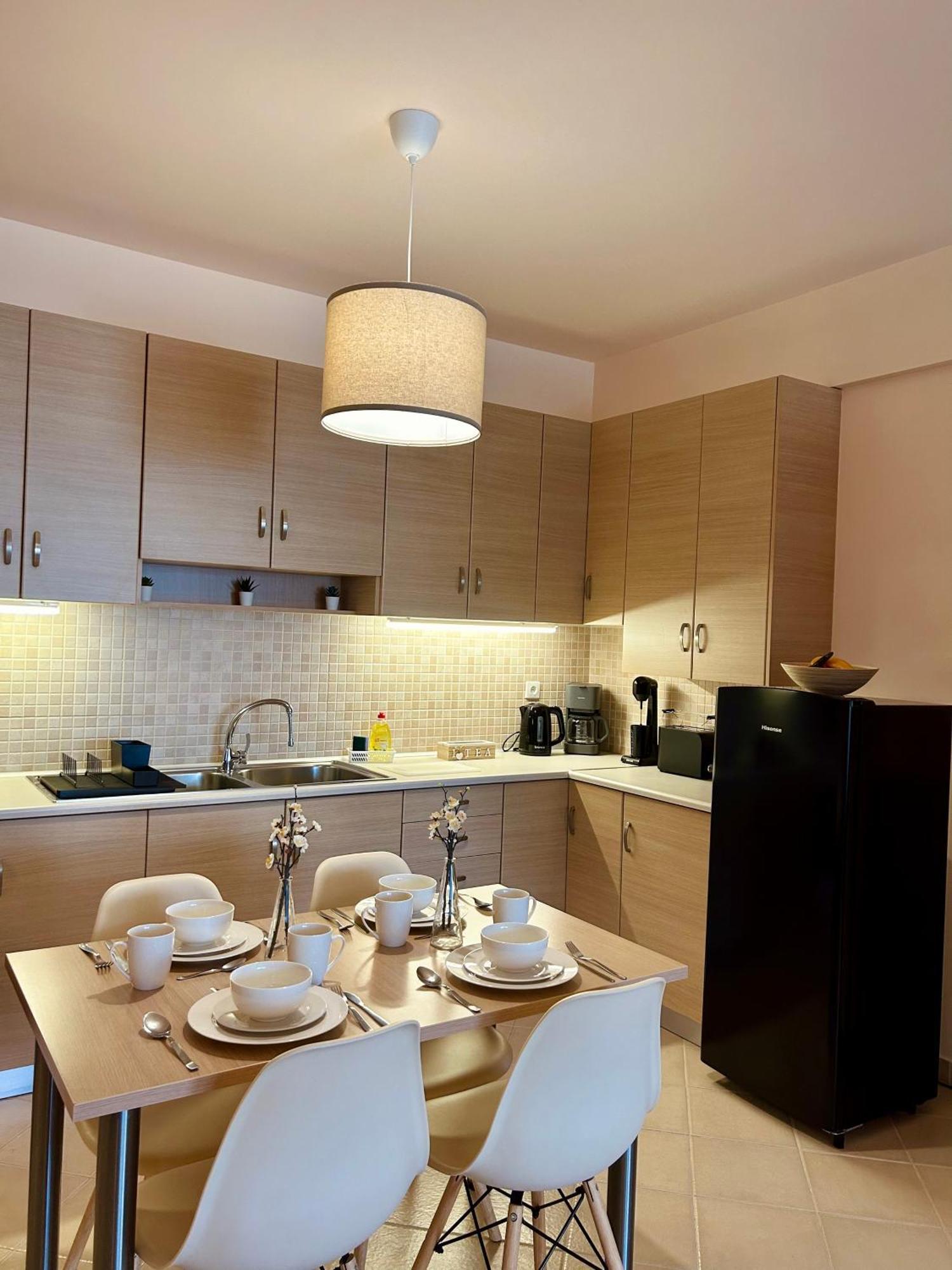 Feel At Home - Kalamata - Near The Center Exterior photo